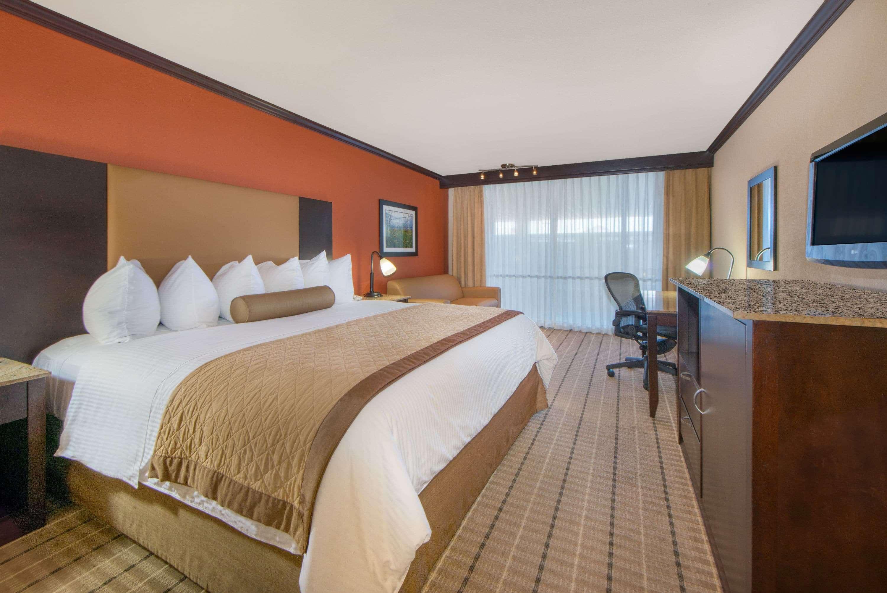 Wyndham Garden Oklahoma City Resort & Conference Hotel Near Airport, Fairgrounds Paycom & I40 Eksteriør billede