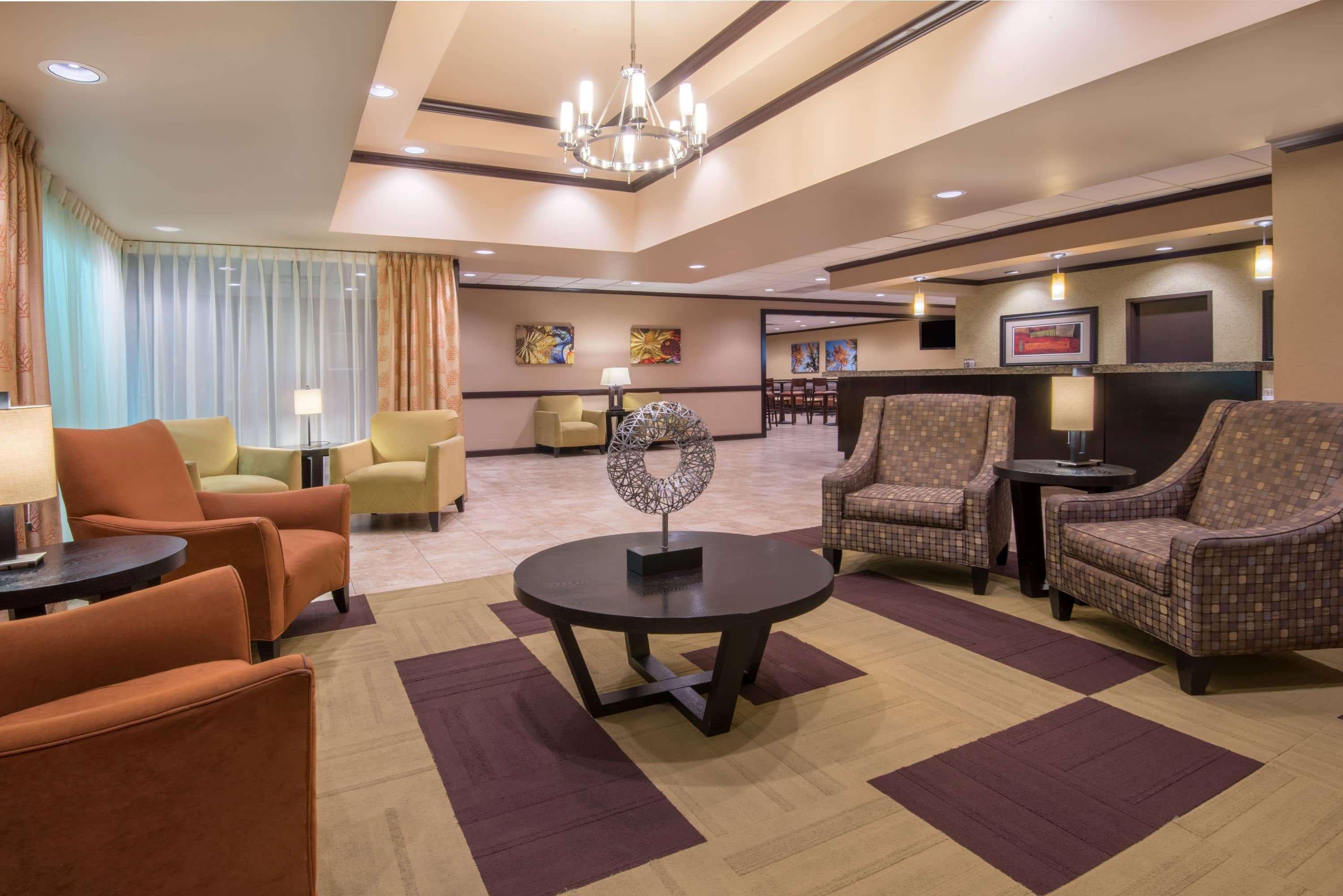 Wyndham Garden Oklahoma City Resort & Conference Hotel Near Airport, Fairgrounds Paycom & I40 Eksteriør billede